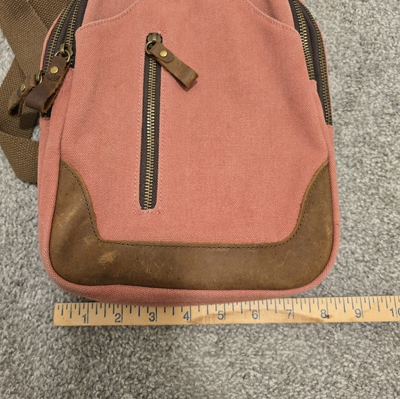 KL928 Canvas Crossbody Slingbag Rust Red Chunky Hardware Travel Vacation Outdoor - Picture 3 of 9